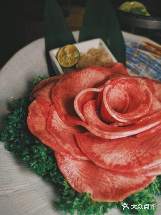 烧肉达人(soho复兴店)玫瑰牛舌图片