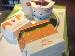 -麦当劳(乳山路店)