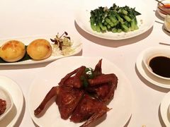 烤乳鸽-香宫(九龙香格里拉店)