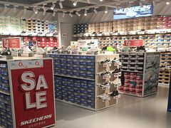 -五环Outlets(高新工厂店)