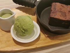 -必胜客(证大大拇指店)
