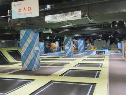 -反弹蹦床公园·亲子乐园·团建·派对(青岛融创茂店)