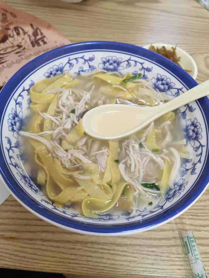 老母鸡汤61葱油饼(贤文花园店)-"这家店在小区楼下,每次路过的时候