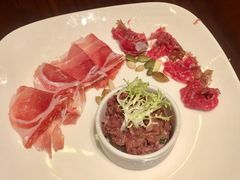 -恰餐厅及酒吧 CHAR Bar & Grill (北京丽都皇冠假日店)