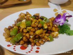 宫保鸡丁-小六汤包(万和城店)