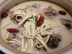 -小骨煲金华砂锅(转塘金街美地店)