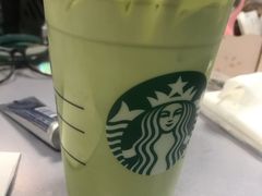 樱绽草莓茶拿铁-星巴克臻选(南京艾尚天地店)