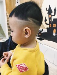 -奇怪的独角兽亲子理发沙龙