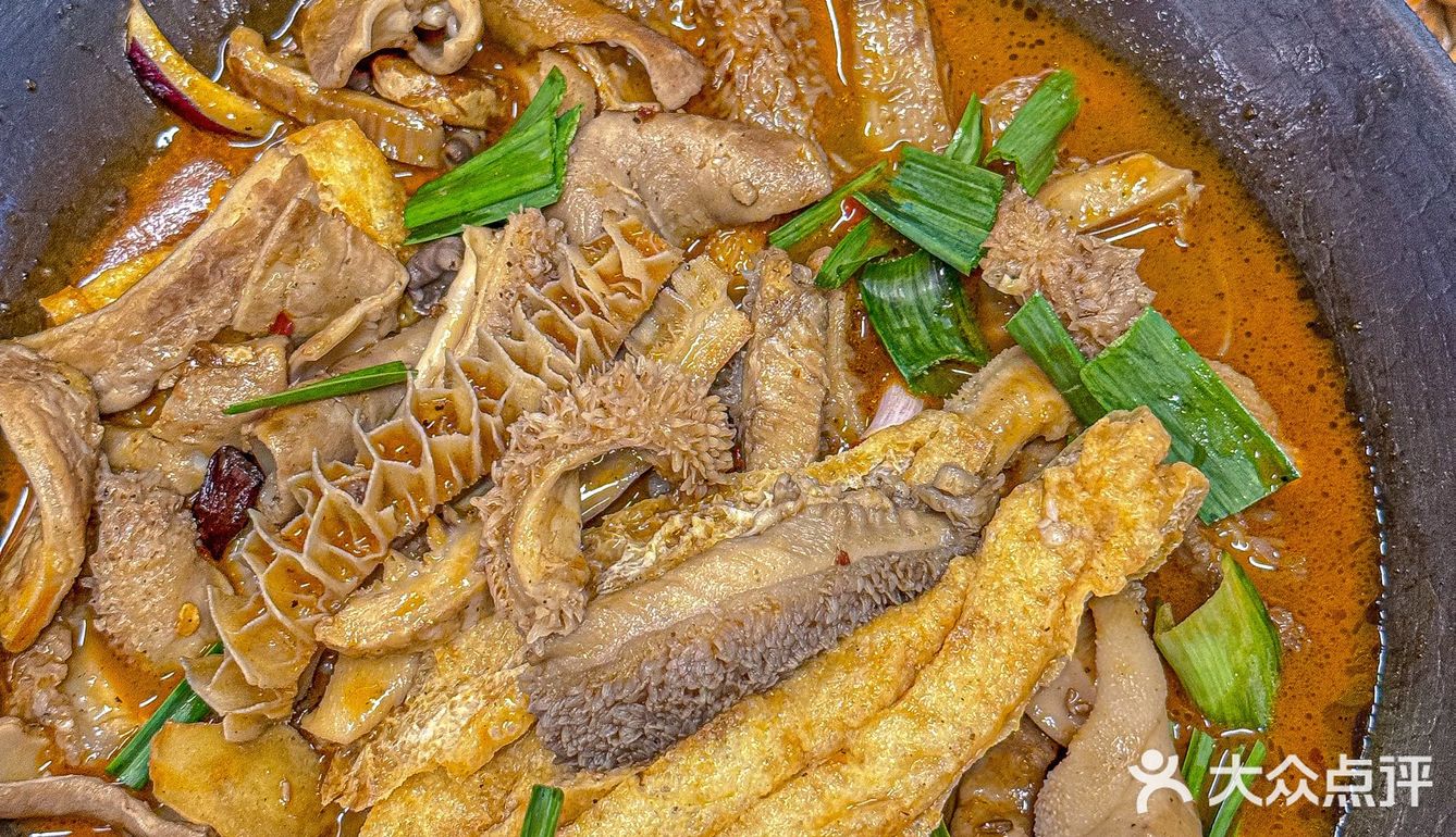 在湘江世纪城！居民楼区隐藏的宝藏烧烤大排档