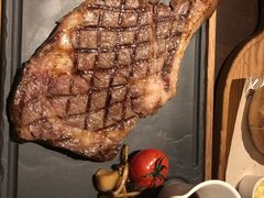 -恰餐厅及酒吧 CHAR Bar & Grill (北京丽都皇冠假日店)