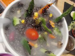 -水桶王国主题餐厅·聚会·生日派对·亲子活动·家庭套餐(亚龙湾希尔顿店)