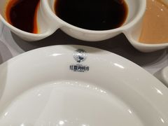 -红鼎豆捞·非遗鲍皇汤火锅(宝丰路店)