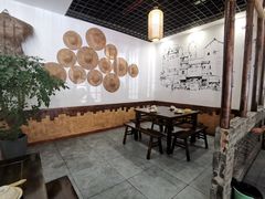 -黄桷树曹家私房菜(江与城店)