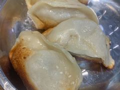 -黄阿姨锅贴大王(万航渡路店)