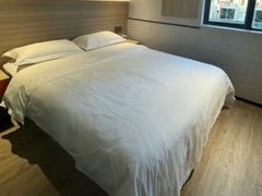 -好家园酒店(深圳坪山技术大学地铁站店)