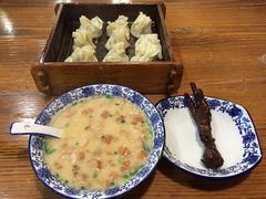 -张家巷美食(南浔店)