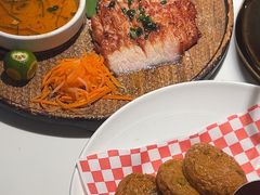 -泰椰里·泰国餐厅(智慧城广百广场店)