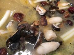 -野菌皇海景野生菌火锅(滨海大道店)