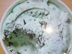 -DQ·蛋糕·冰淇淋(浦江欢乐颂店)
