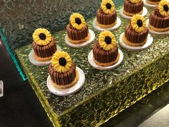 -咖啡苑自助餐厅·中国大饭店