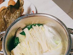 -北京汉丽轩海鲜烤肉自助火锅一体(中百店)