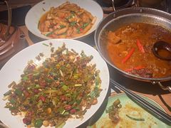 -吃饭皇帝大土家民族菜(正大广场店)