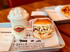 焦糖奶昔-FATBURGER 特富客汉堡(外交公寓店)