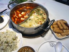 -德林酸菜鱼火锅(南丹店)