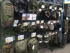 -迪卡侬(西华店)