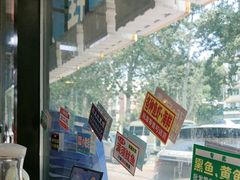 -喝丢一只鞋海鲜烧烤·海肠捞饭(市场店)