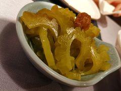 梅子凉瓜-T館·花园艺术餐厅