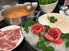 -一哥澳门豆捞 · 十七年经典澳门火锅(四季天地店)