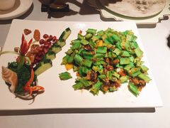 -闻见中国海南菜(K11店)