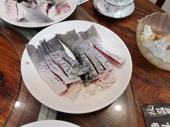 -正能量脆肉鲩火锅