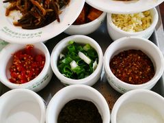 -朝伟清真铜瓢牛肉馆(三十年老·店)