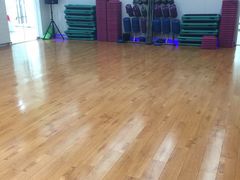 -一兆韦德健身(梅川店)