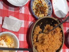 -罗霸蛮老岳阳大排档·鲜货烧烤·土吊子煨砂锅烧菜
