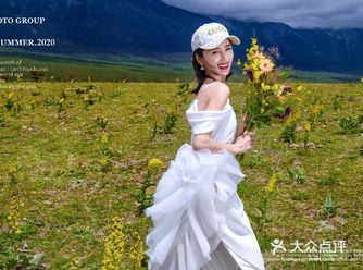 特别要感谢化妆师，一直见缝插针的给我们补妆