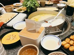 -江小渔鲜鱼火锅(辽沈二街店)