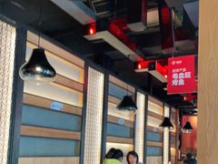 大堂-辣尚瘾·烤鱼·新川菜(交大直营店)