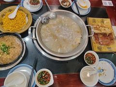 -老来福·非遗酸汤兔(凯旋路店)