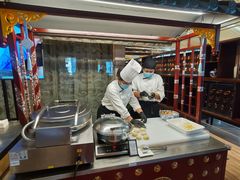 自助取餐区-北京王府井希尔顿酒店·万斯阁西餐厅