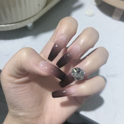-瞧·享轻奢美甲美睫