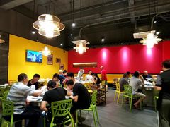 大堂-九记路边鸡(穗盐路店)