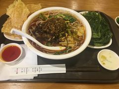 -水平有限螺蛳粉(宏达大厦店)