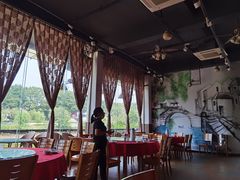 -东馆和天下特色餐饮(工农店)