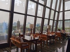 靠窗位-忆咖啡观景餐厅(桂林象山公园店)