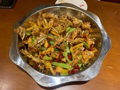 干锅牛蛙-馋嘴蛙火锅