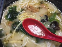 -灵芝妹子海鲜米线(香炉礁山姆店)