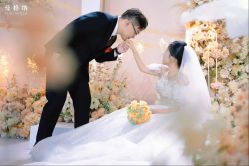 -曼格纳婚礼艺术中心(张江店)